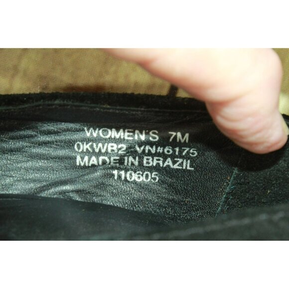 LL Bean Black Suede Platform Pump Heels Ankle Strap Casual Size 7 M Mary Jane - Picture 8 of 9